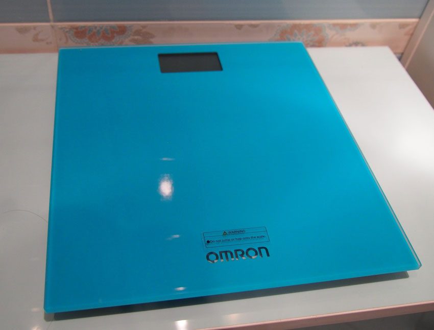 Cân sức khỏe Omron HN-289 - Hàng chính hãng