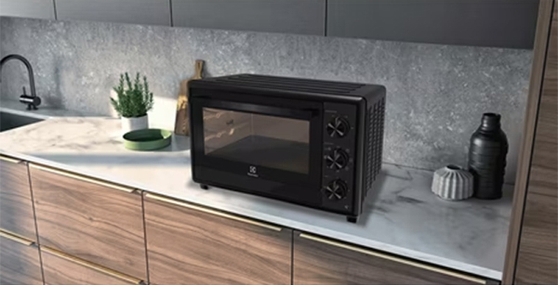 Lò nướng để bàn Electrolux EOT3218XG - Hàng chính hãng