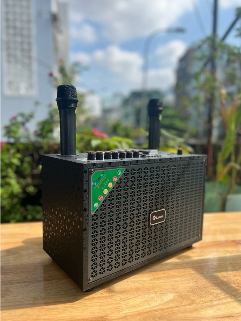 Loa karaoke xách tay Leong L-111 - Hàng chính hãng