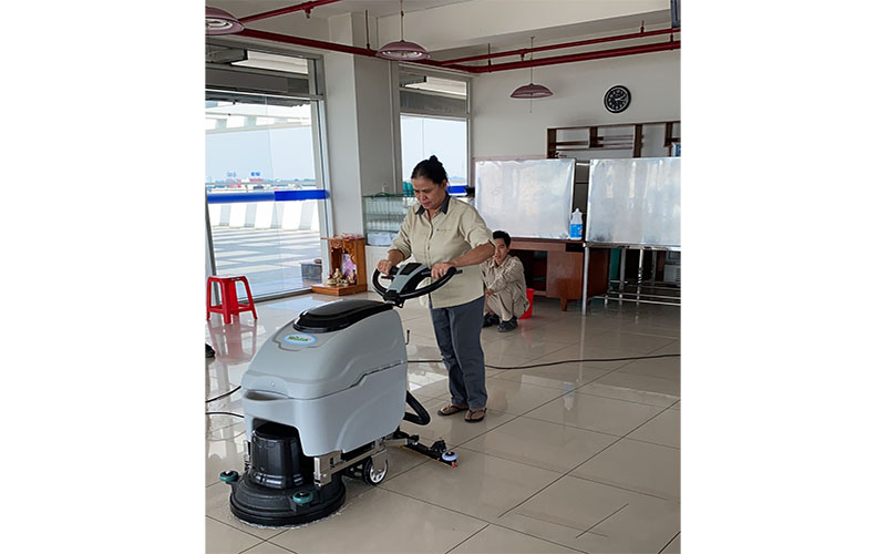 Máy chà sàn liên hợp Hiclean HC500 - Hàng chính hãng