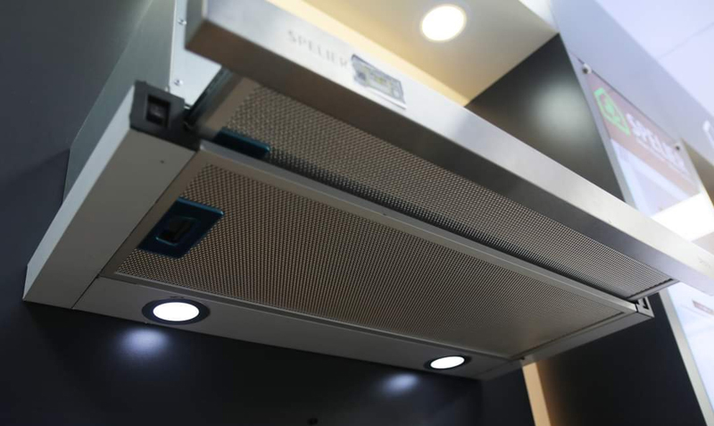 Máy hút âm tủ mùi Spelier SP670 - Hàng chính hãng