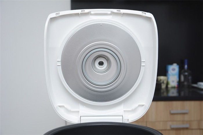 Nồi cơm điện cao cấp Panasonic SR-MG182 - Hàng chính hãng
