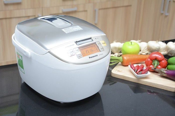 Nồi cơm điện cao cấp Panasonic SR-MG182 - Hàng chính hãng