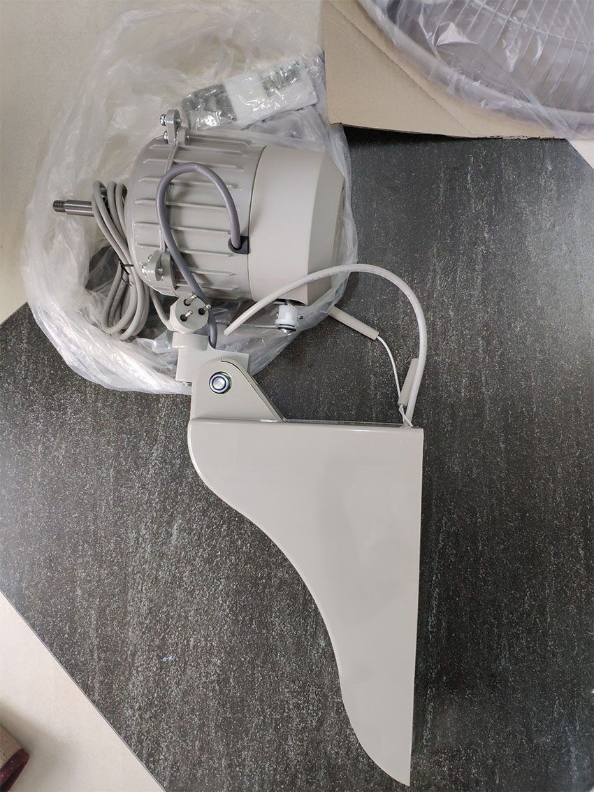 Quạt treo tường Hatari IW22M1 - Hàng chính hãng