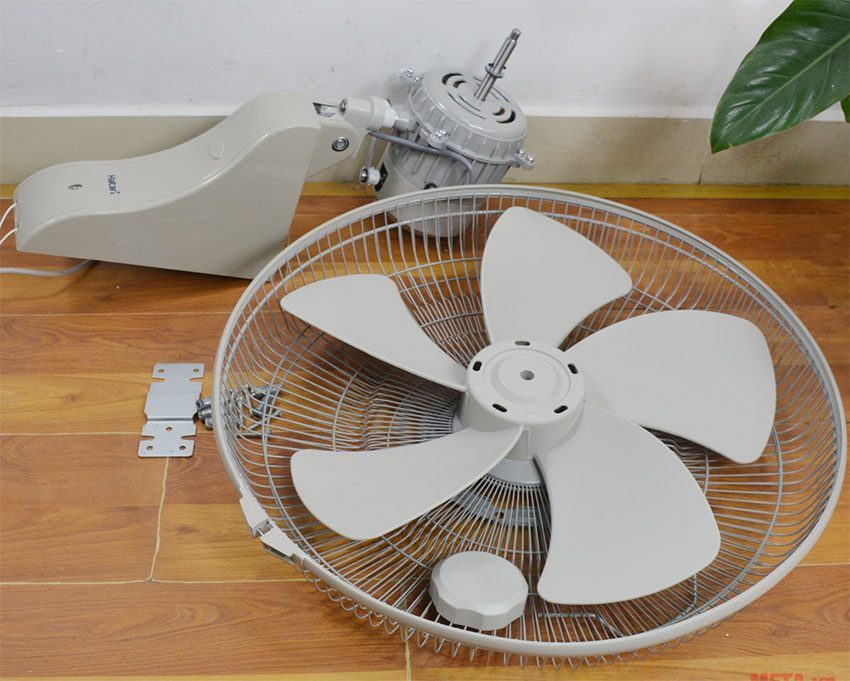 Quạt treo tường Hatari IW22M1 - Hàng chính hãng
