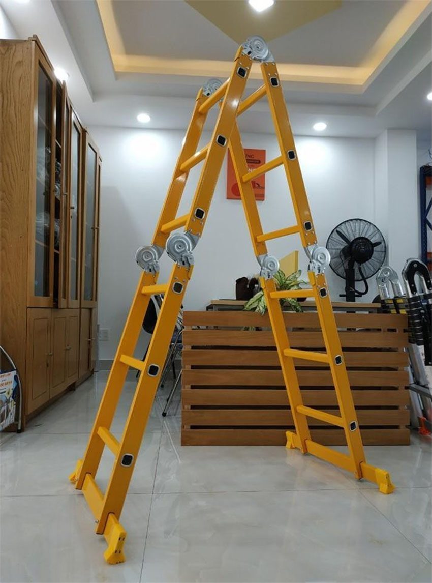 Thang nhôm gấp 4 đoạn Jumbo B303  - Hàng chính hãng