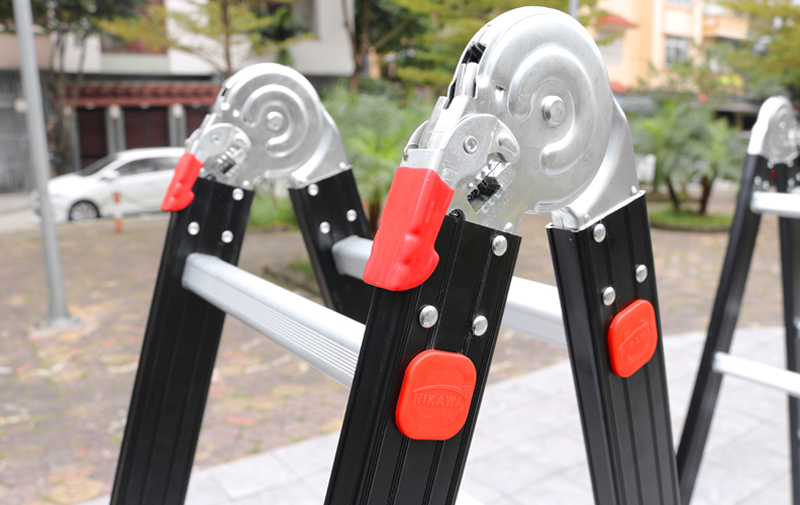 Thang gấp xếp 4 đoạn Nakata NKT03C - Hàng chính hãng