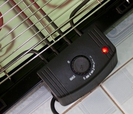 Vỉ nướng điện Magic One MG-08 - Công suất 2000W - Hàng chính hãng