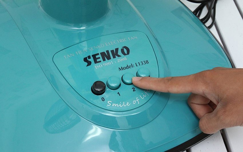 Quạt lửng Senko L1338 - Hàng chính hãng